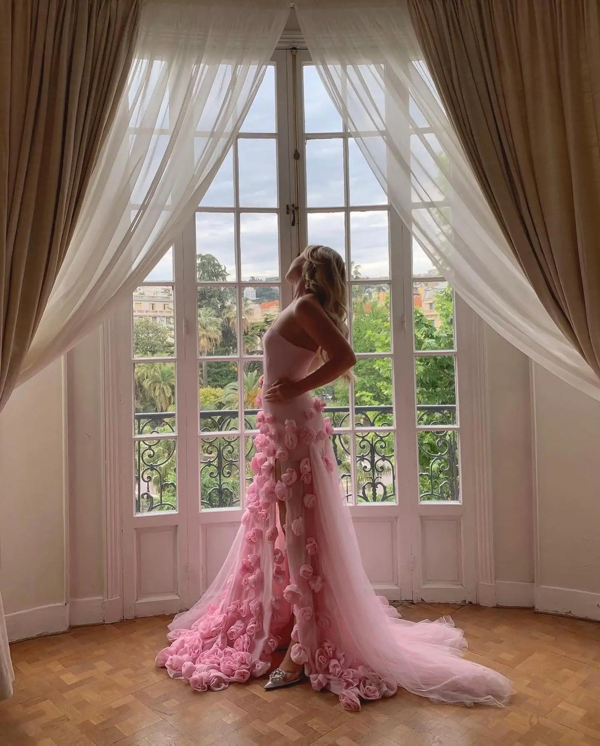 Evelyn Walk Gown