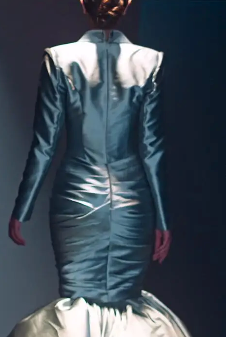 Centodieci Gown