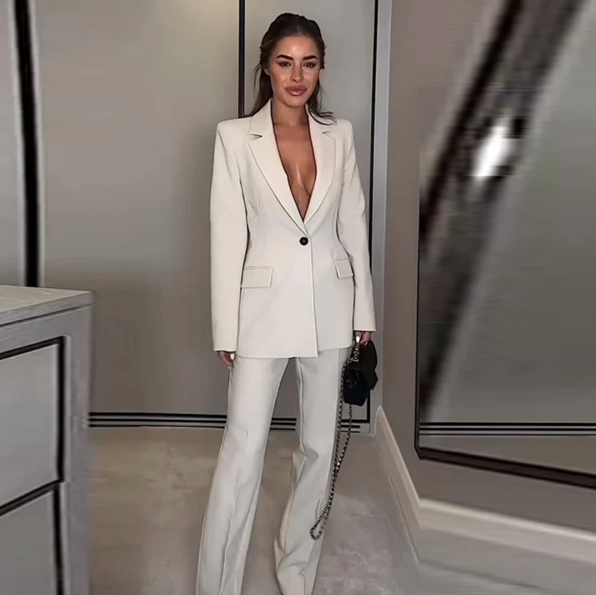 Oaks Glen Two Piece Suit