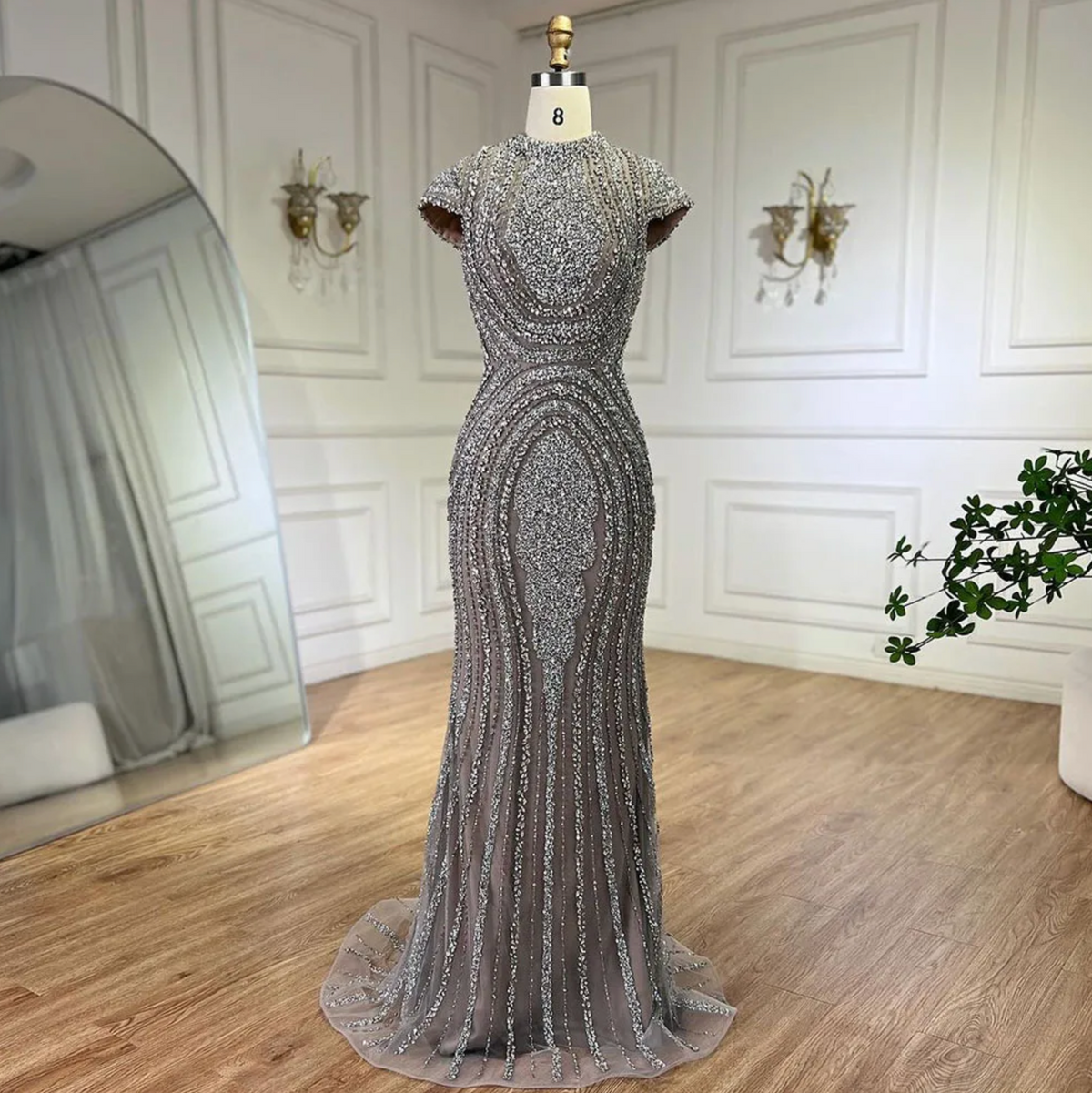 Rakuba Gown