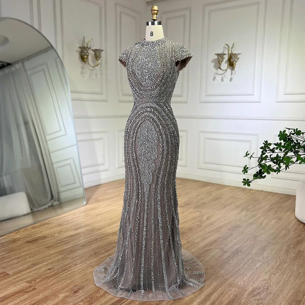 Rakuba Gown
