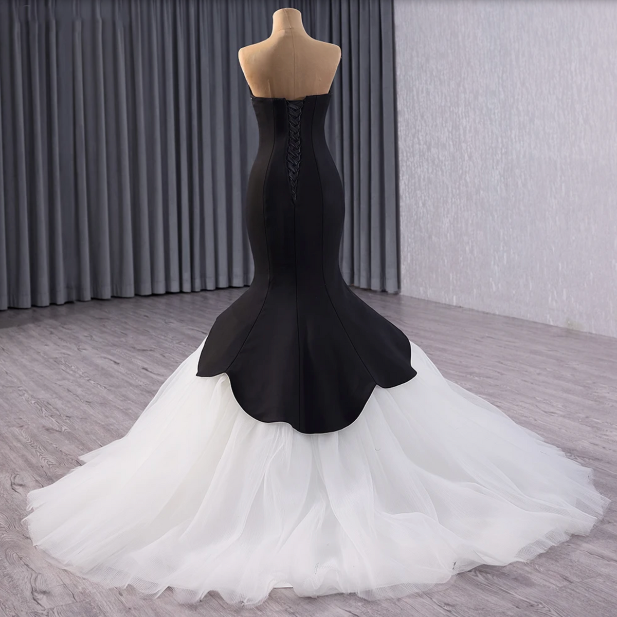 Hepburn Audrey Gown - Customized