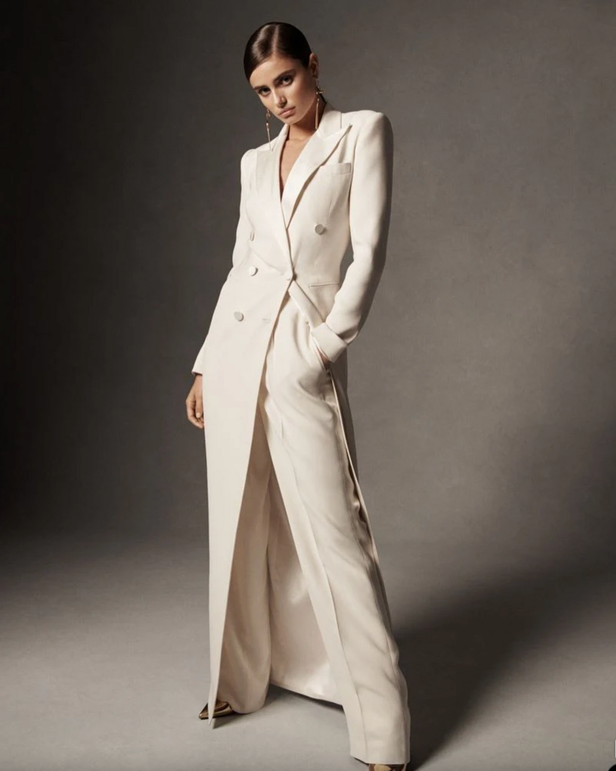 Wolfsburg Suit Set