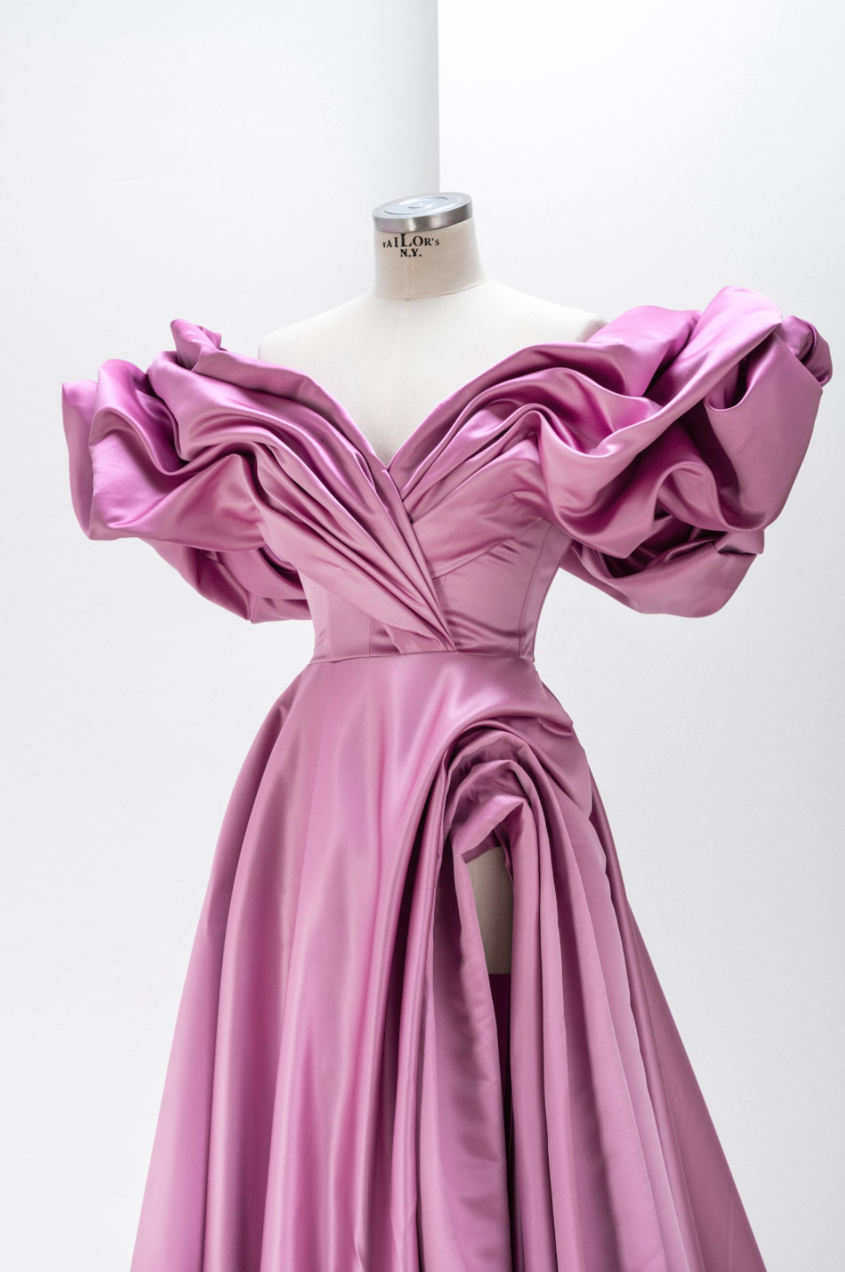F1 Gown
