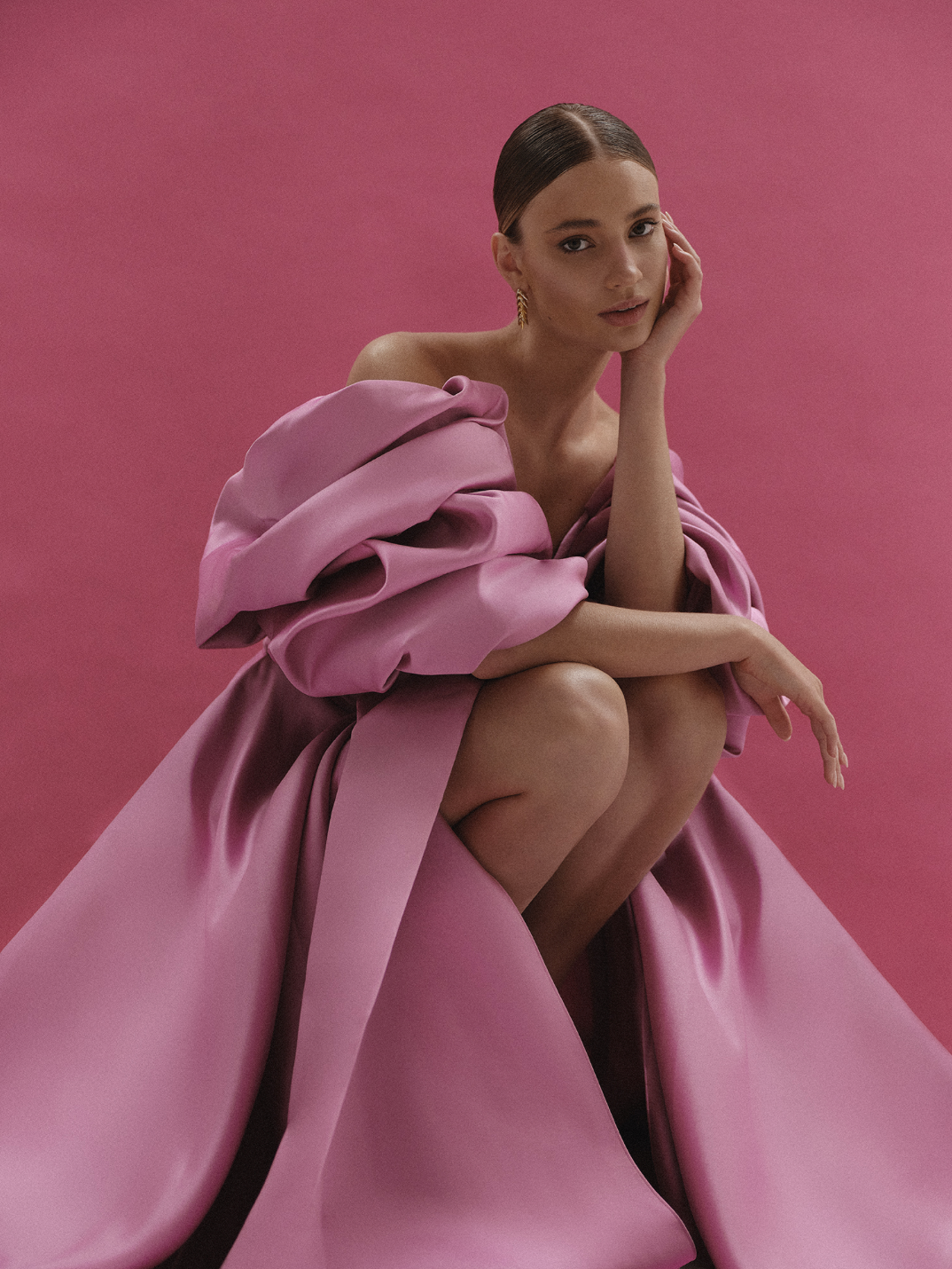 F1 Gown