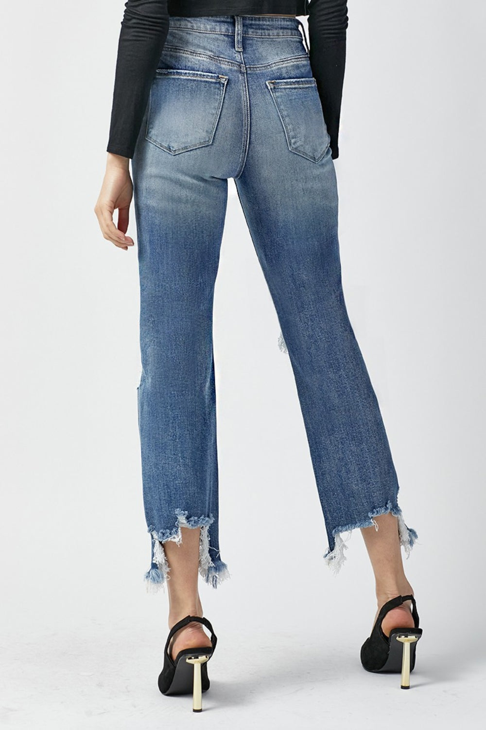 Frayed Hem Cropped Straight Jeans