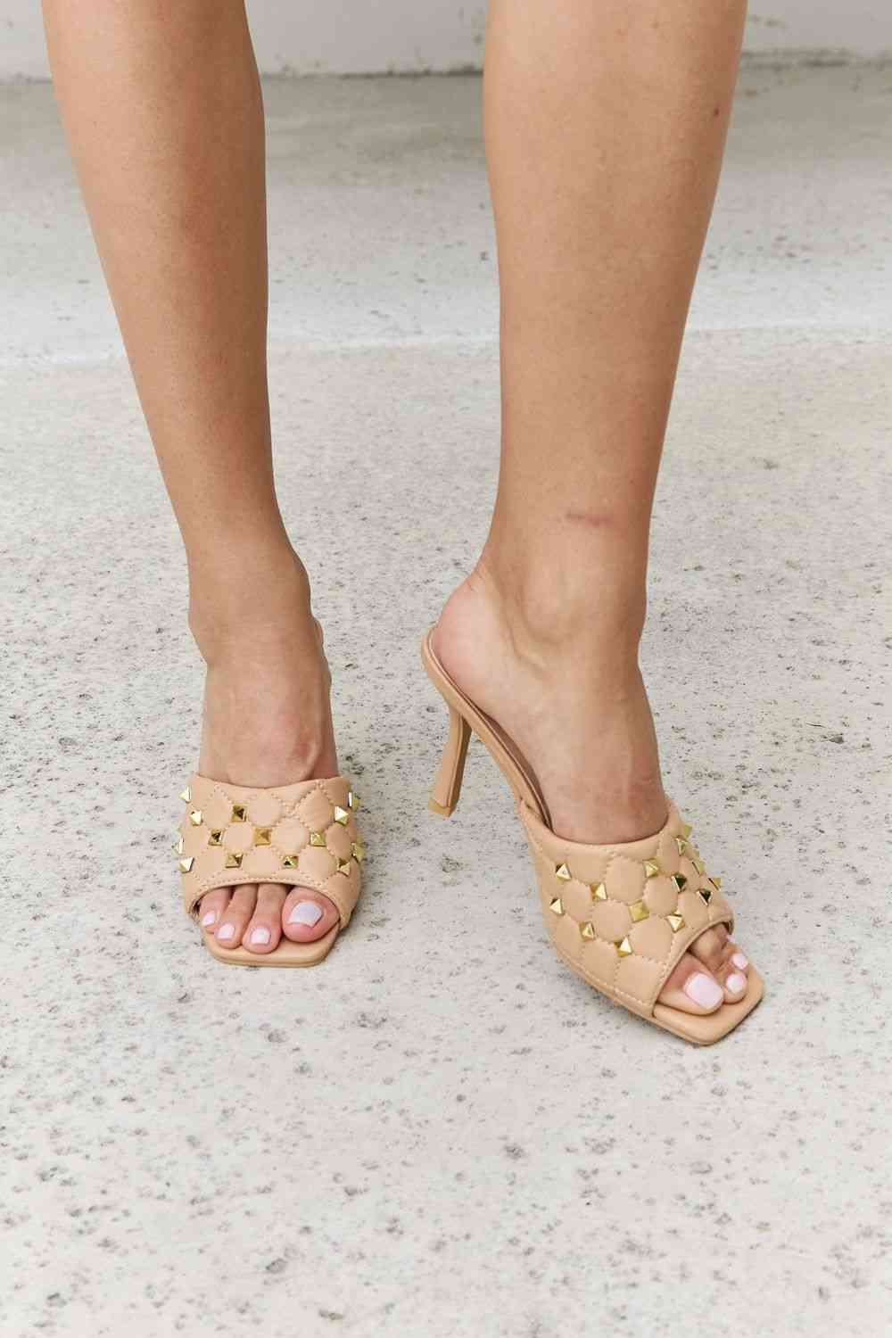 Mule Heels in Nude